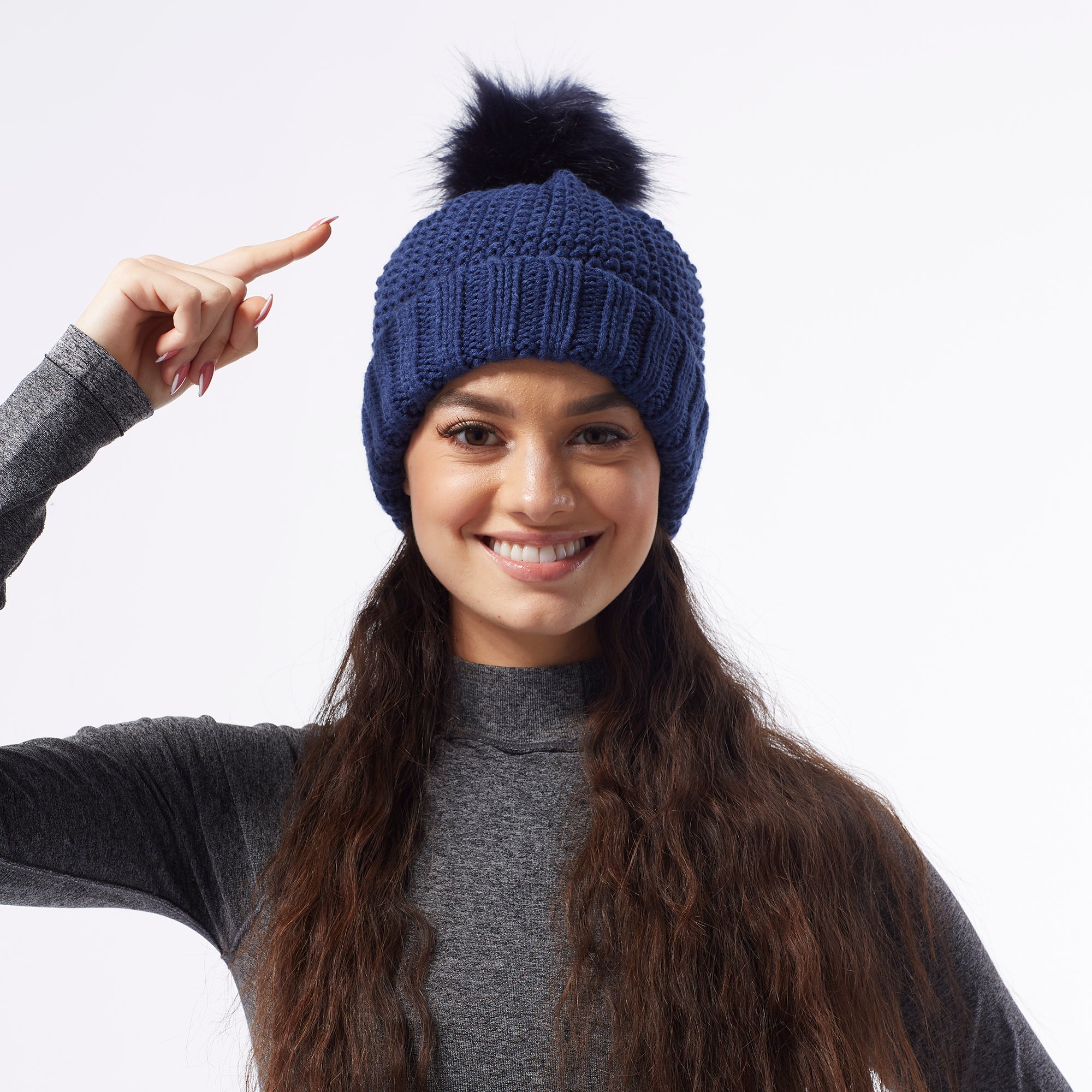 Wholesale Snap On Pom Pom Beanie - Navy – Hadley Wren