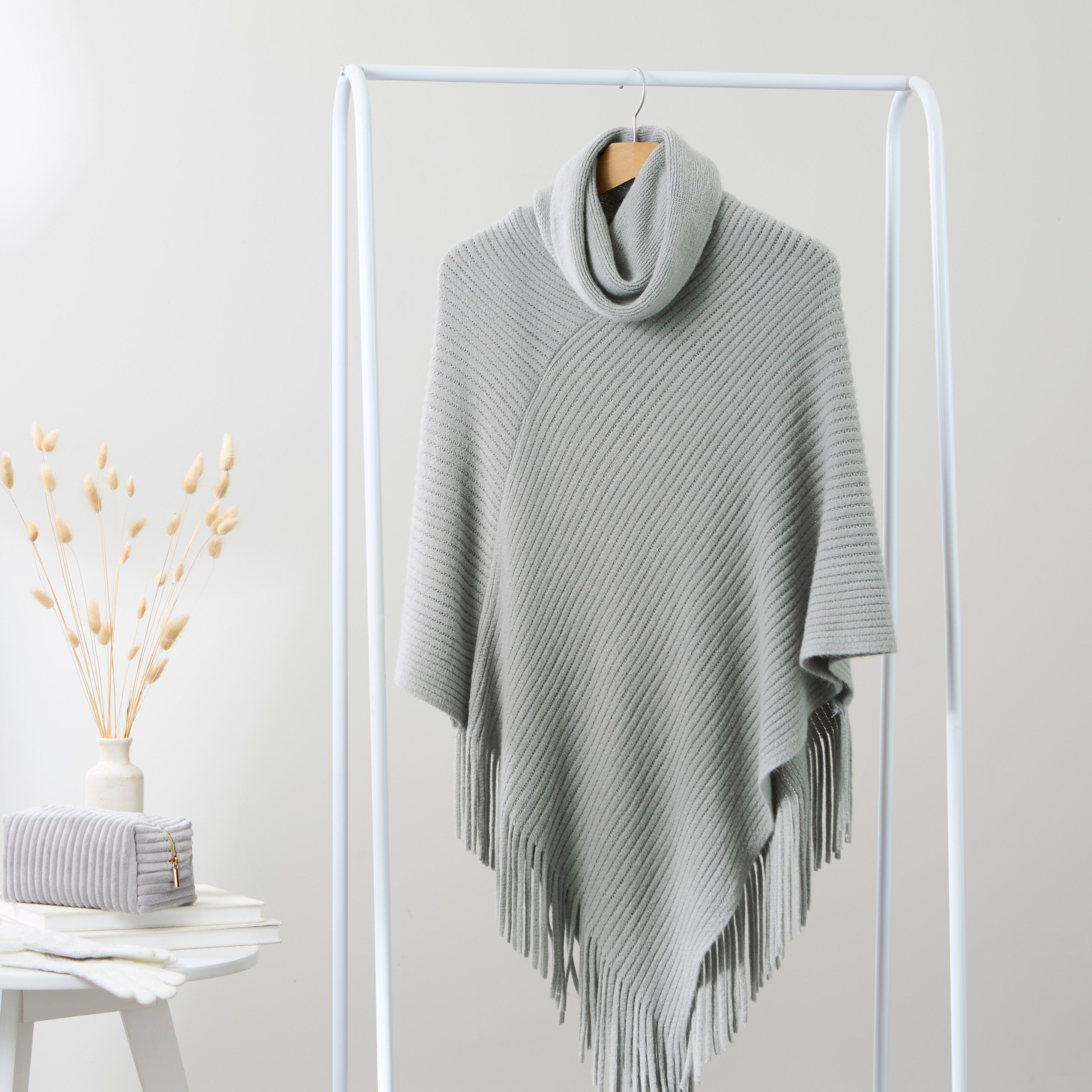 Wholesale Margo Poncho - Gray – Hadley Wren